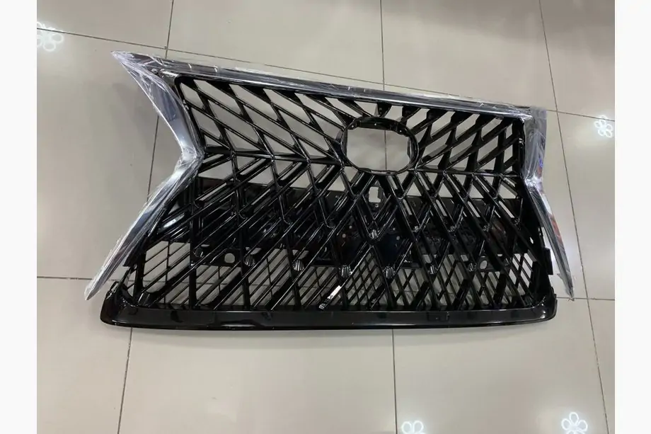 Lexus GX460 2009-2023 TRD Design Grille Image
