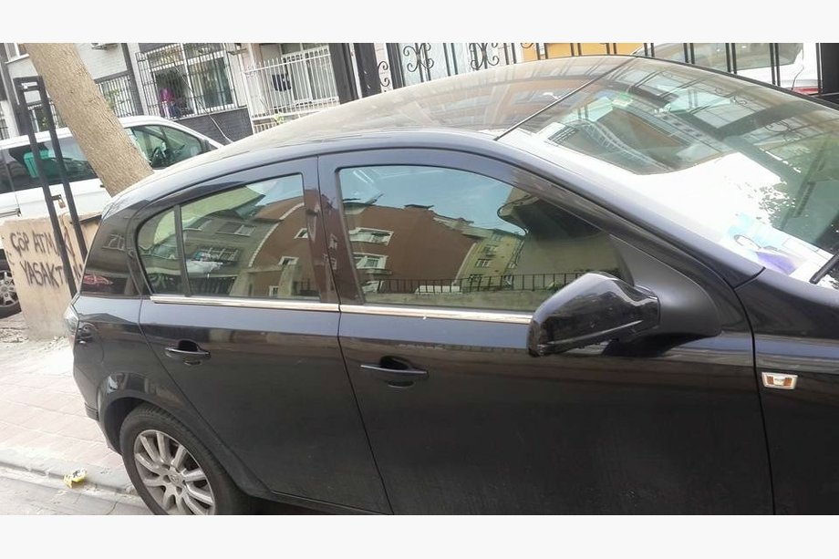 Opel Astra H 2004-2013 Stainless Steel Window Trim Photo 2