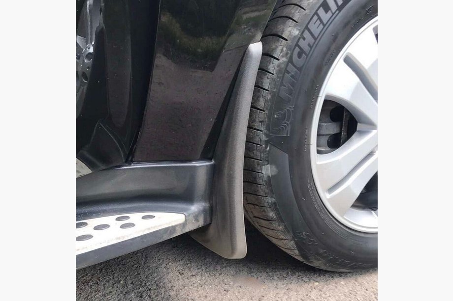 Mercedes GL class X164 2006-2012 Premium Mud Flaps (4 pcs) Photo 1