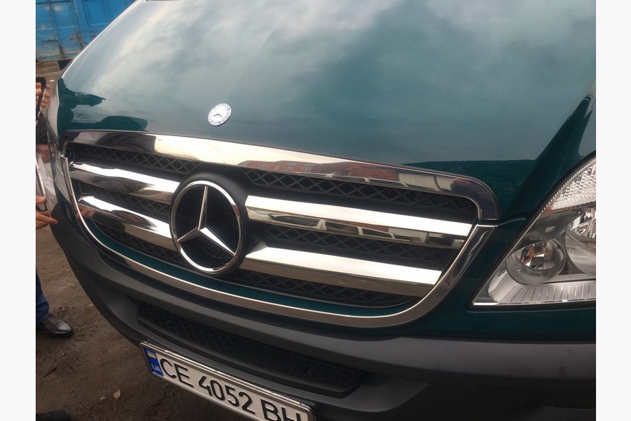 Mercedes Sprinter W906 2006–2018 Chrome Grille Covers (2006-2013, Stainless Steel) OmsaLine - Italian Stainless Steel Photo 5