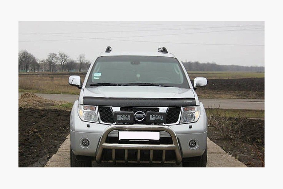 Nissan Navara 2006-2015 Hood Deflector VIP (2005-2010) Image