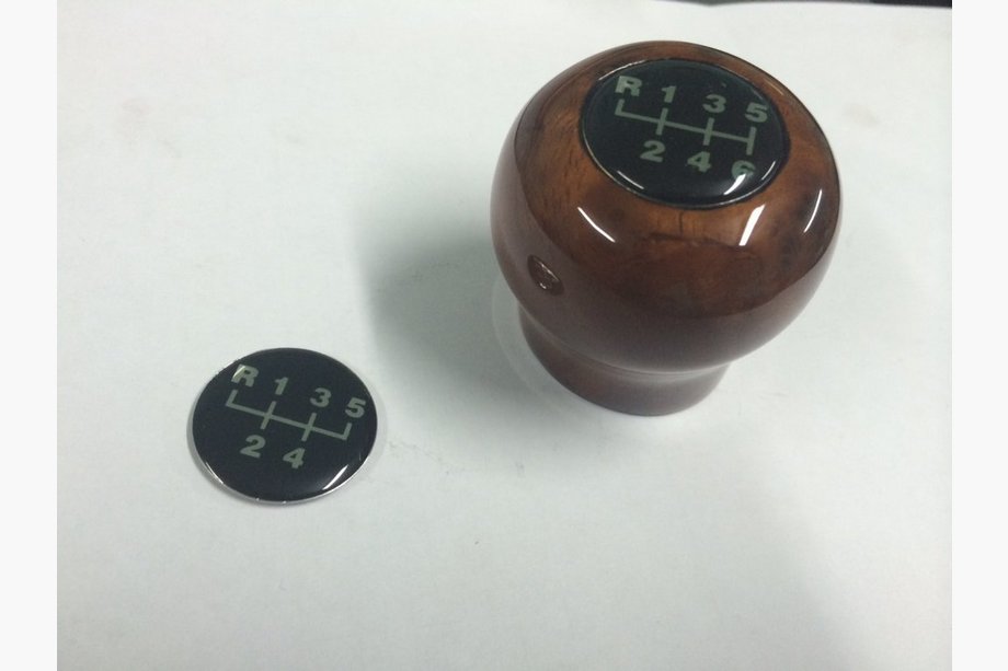Volkswagen T5 2010-2015 Gear Shift Knob (Wood) Image