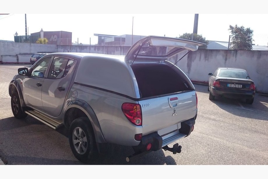 Auto-Bra Protezione Cofano Per Mitsubishi L200 Triton 2006-2015 - PVC Resistente, Montaggio In 2 Minuti