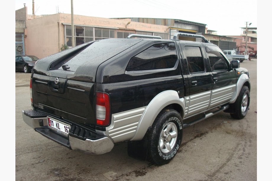 Nissan NP300 1999-2015 Truck Bed Canopy STARBOX Image