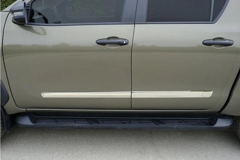 Mercedes X class 2017-2020 Stainless Steel Door Moldings (4 pcs) Image