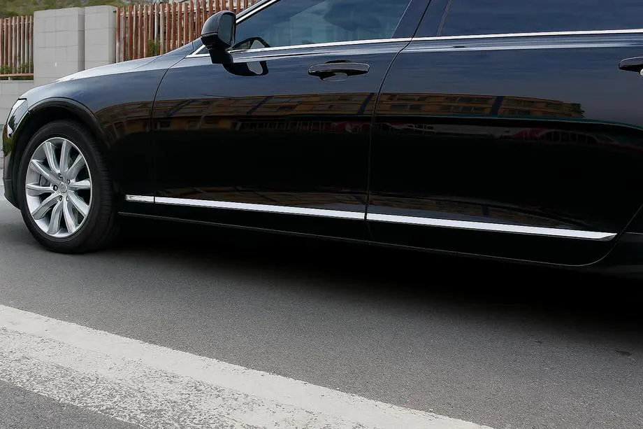 Volvo S90/V90 2016- Chrome Door Moldings (for V90, Stainless Steel) Image