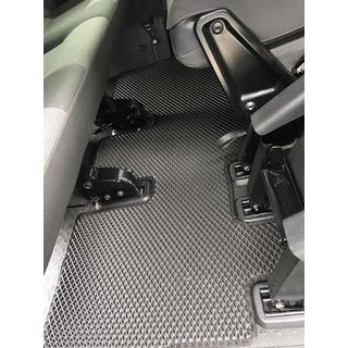 EVA V2 Floor Mats (Long Wheelbase, Full Cabin Set, Black) Volkswagen T5 2010-2015 photo 2