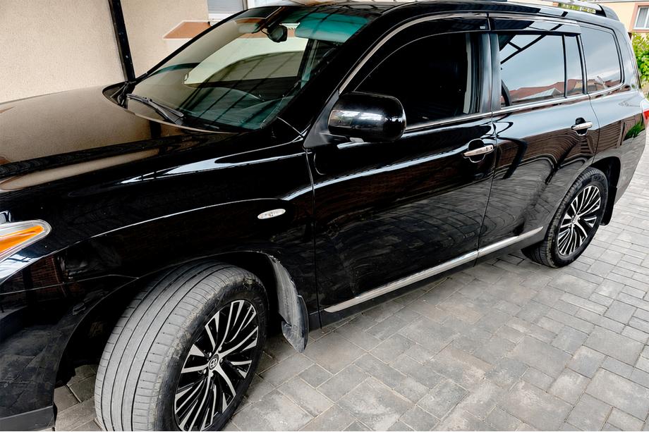 Toyota Highlander 2008-2013 Window deflectors with chrome trim (4 pcs, Niken) Photo 1