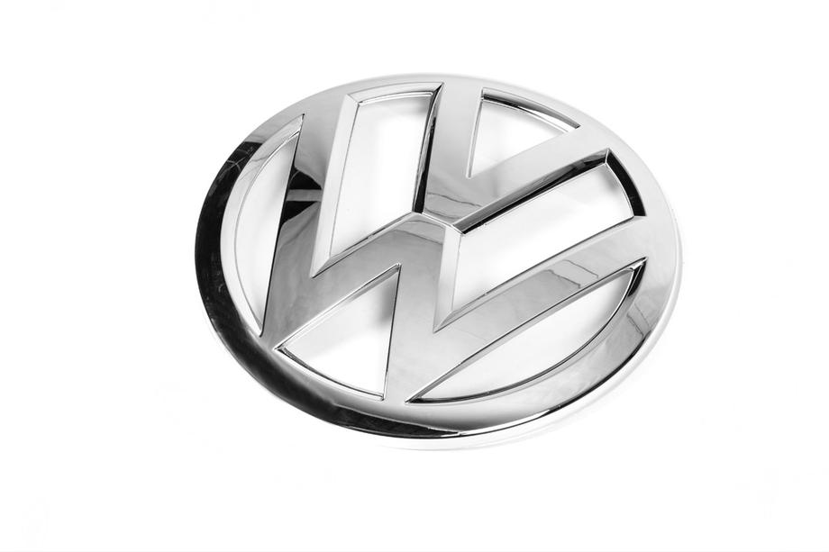 Volkswagen T6 2015-2024 Front emblem 7E0 853 601G Image