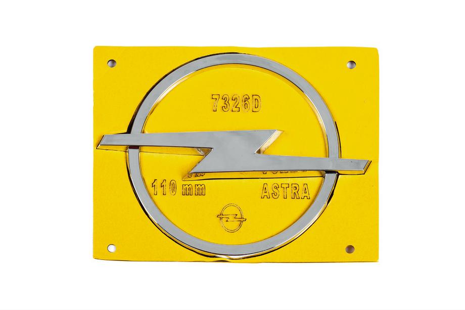Opel Badge Opel 7326D (110mm x 140mm) Image