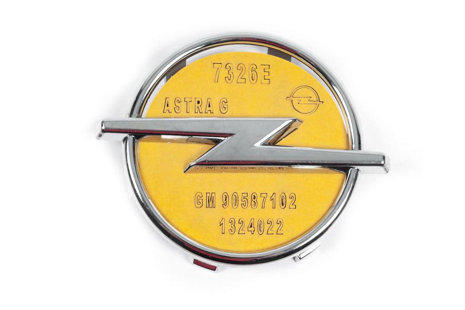Opel Corsa C 2000-2006 Front badge Opel 9196806 (95mm) Image