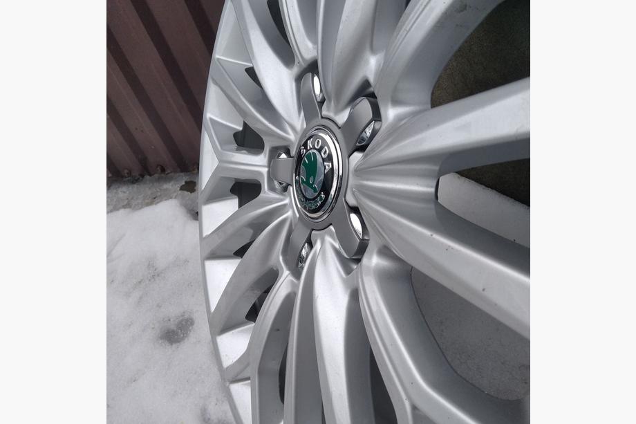 Skoda Wheel Stickers 56mm J1009 (4 pcs) Photo 2