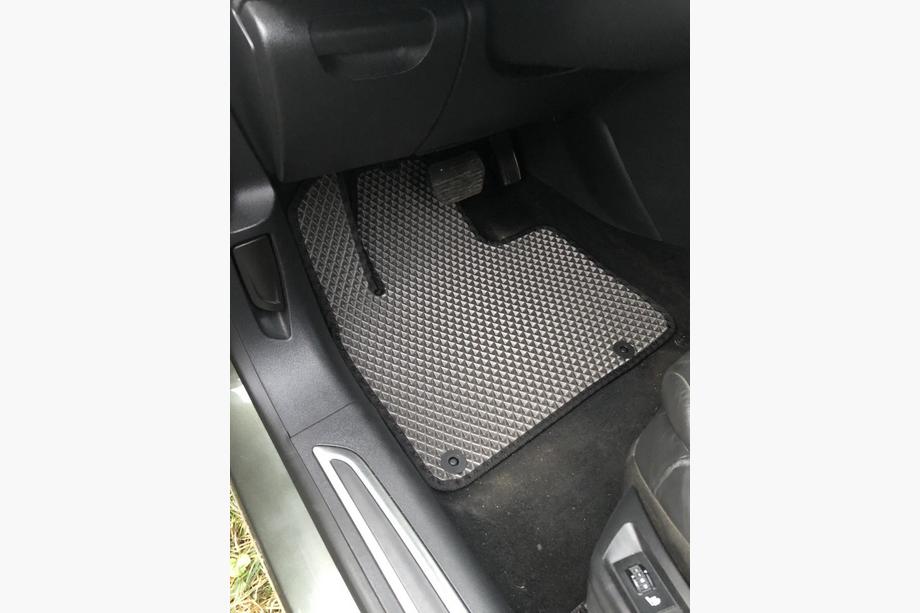 Citroen C-5 2008-2017 EVA Floor Mats (black) Photo 2