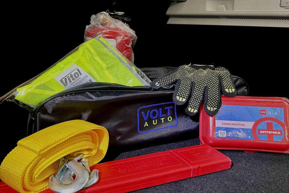 Motorist kit: an indispensable companion on the road Photo 1