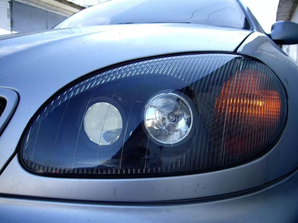 Car headlight tuning: benefits, options