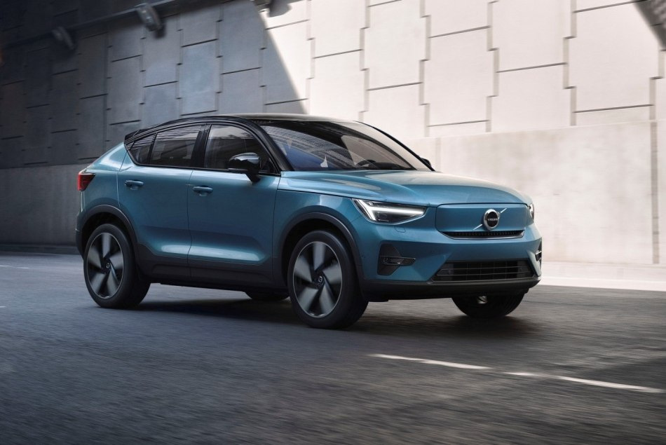 Review of the Volvo C40 Recharge electric crossover