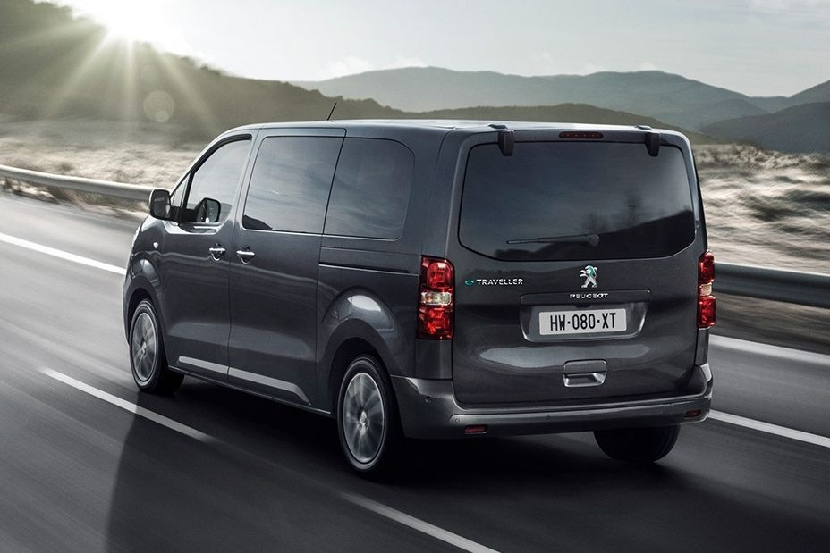 Review of the Peugeot e-Traveller electric minivan