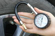 How to correctly check the pressure in car tires photo 1