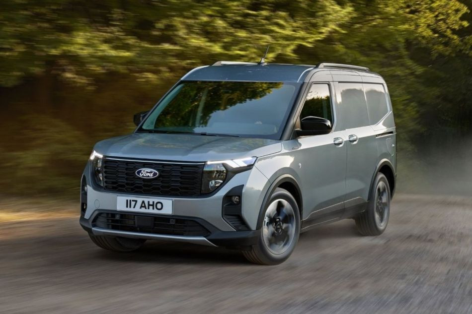 Review of the van Ford Transit Courier of the second generation
