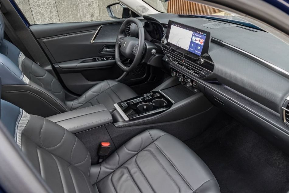 Citroen C5 X crossover hatchback review