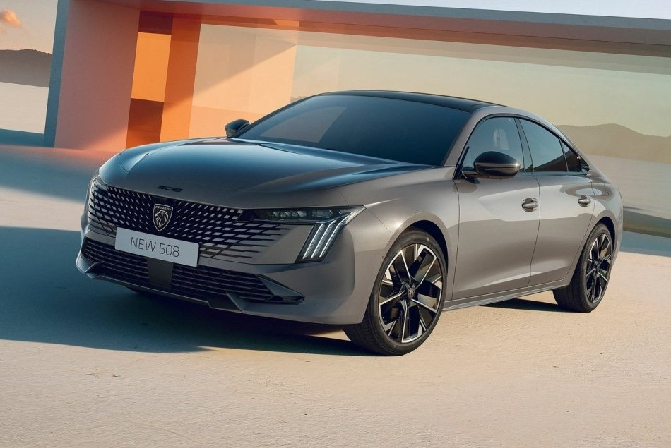 Peugeot 508 facelift liftback of the second generation