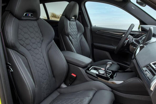 Overview of the sports modification of the BMW X4 M crossover Photo 6