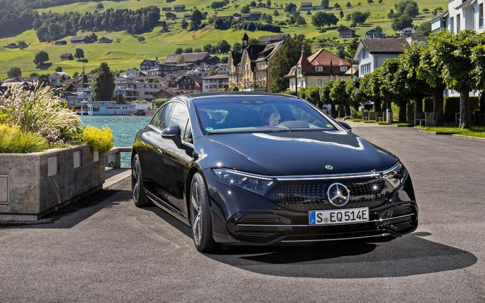 EQS: the flagship of electric cars from Mercedes-Benz