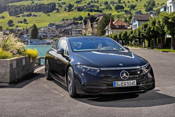 EQS: the flagship of electric cars from Mercedes-Benz