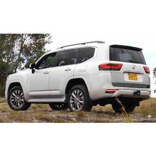 LED Tail Lights Toyota Land Cruiser 300 2021- photo 2