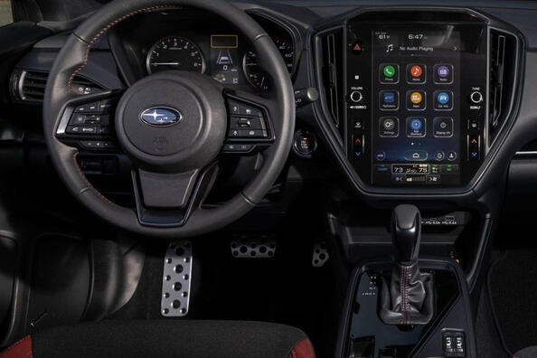 Review of the sixth generation Subaru Impreza Hatchback Photo 5