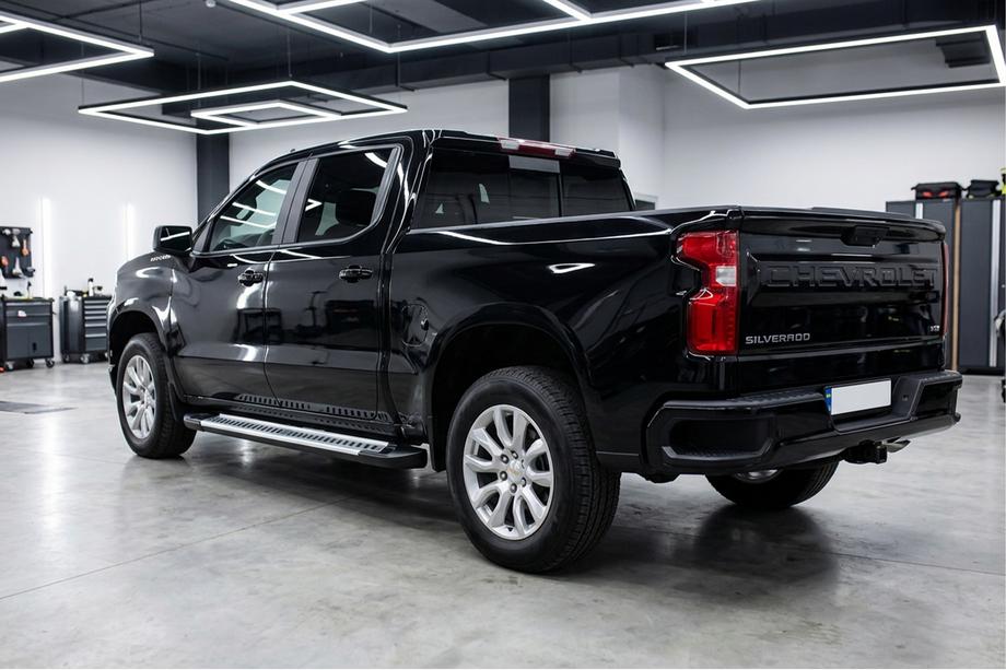 Chevrolet Silverado 2019- Side Steps Line (2 pcs, Aluminum) Photo 1