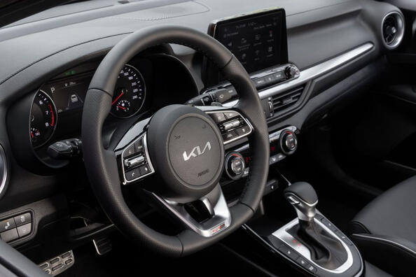 KIA Cerato: updated sedan of the fourth generation Photo 5