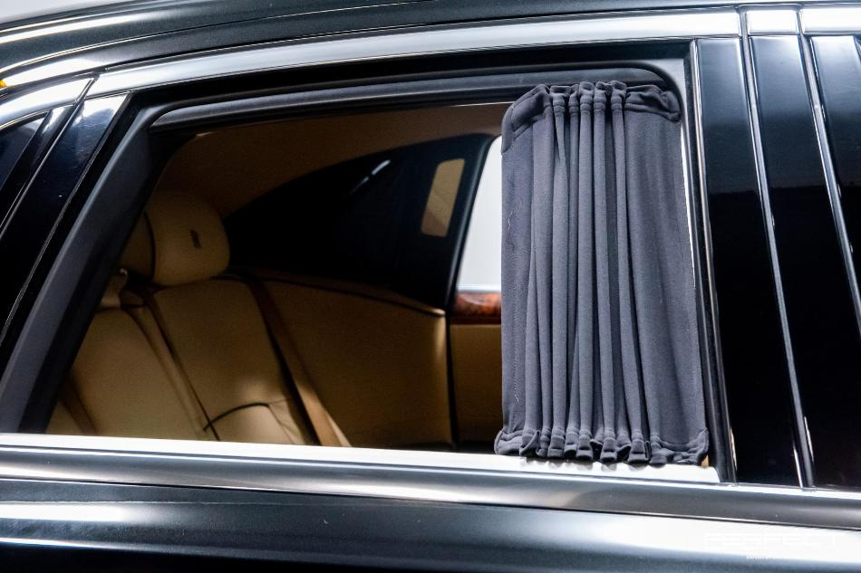 How to choose curtains for the car window
