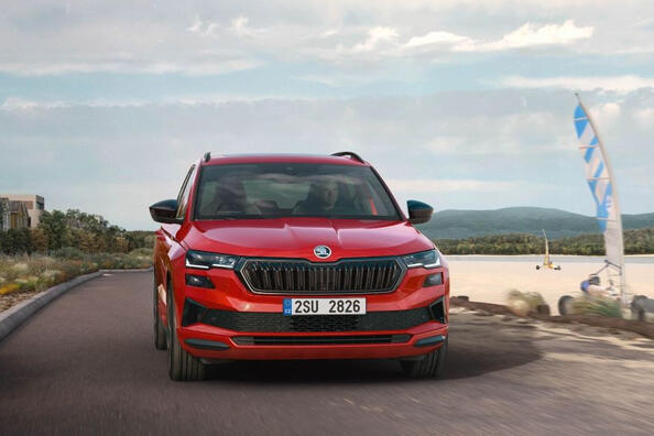 Skoda Karoq: an updated crossover for the city and the family