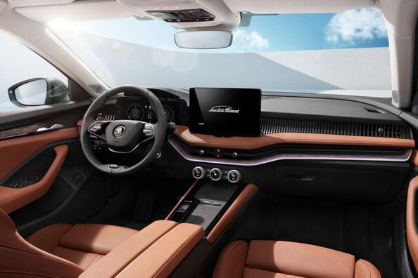 Skoda Superb: review of the fourth generation of the model Photo 5