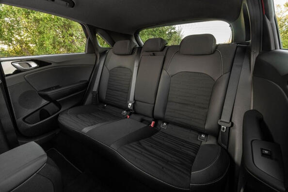 Review of the updated KIA Ceed hatchback Photo 6