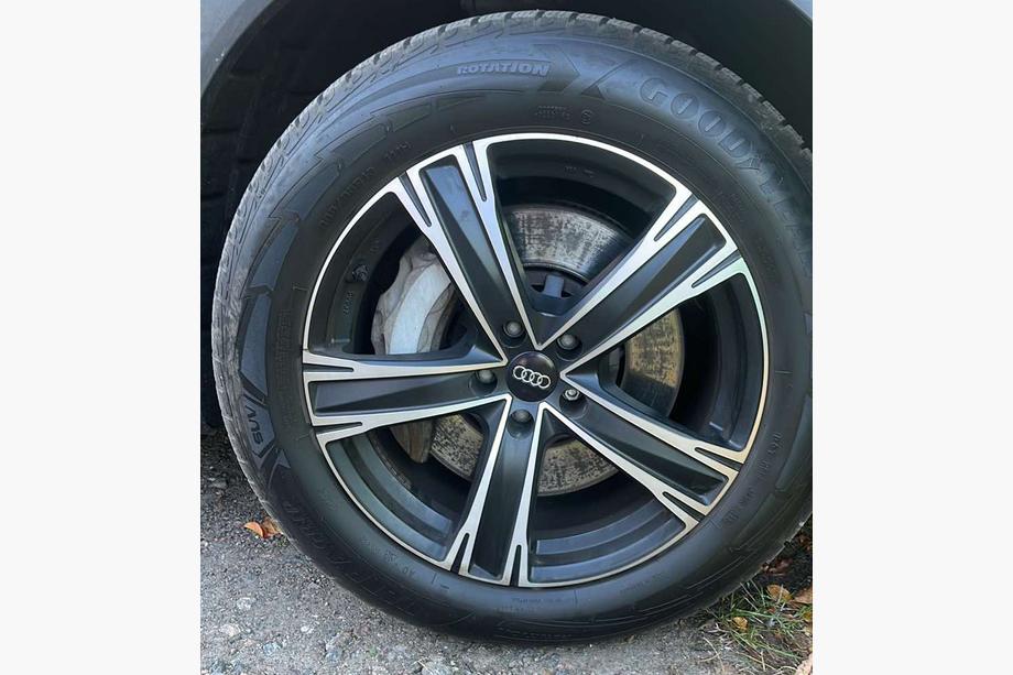 Audi Wheel center caps 59/57mm ad5957b (4 pcs) Image