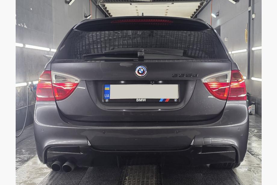 BMW 3 Series E90/E91 2005-2011 Anniversary Emblem 74mm (rear) Photo 1