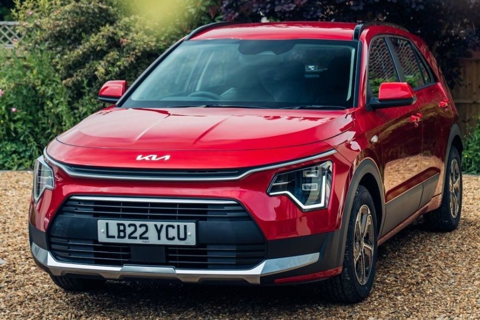 KIA Niro Hybrid of the second generation: a review of the crossover