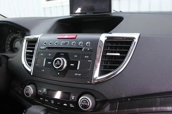 Chrome linings in the interior: benefits, aesthetics Photo 1