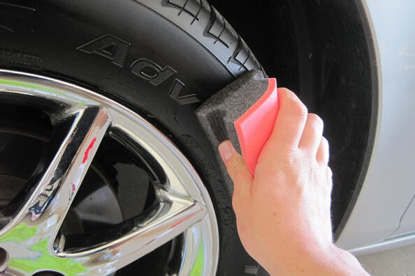 Why blacken car tires? Photo 1