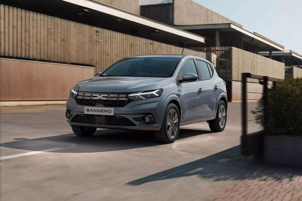 Dacia Sandero III generation: review of the updated hatchback Photo 1