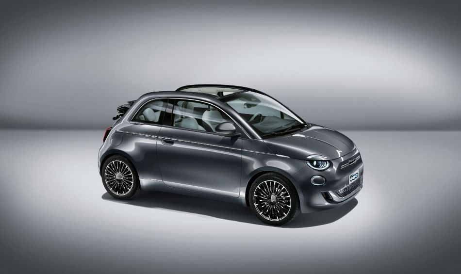 Fiat 500e Cabrio: stylish electric cabriolet for the city
