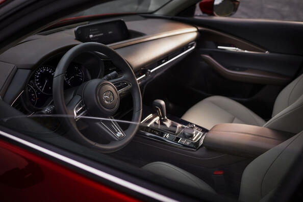 Mazda CX-30: review of a stylish and practical crossover Photo 6