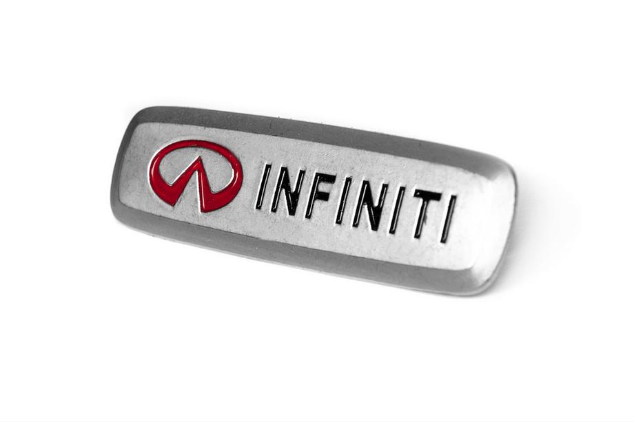 Infiniti Aluminum Badge for Car Mats (1 pc) Photo 2