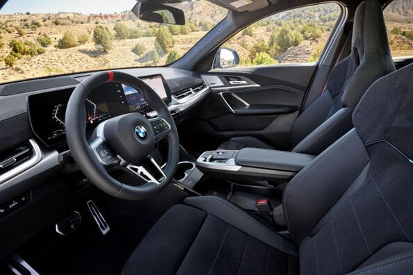 BMW X2 II generation: a review of the crossover Photo 7