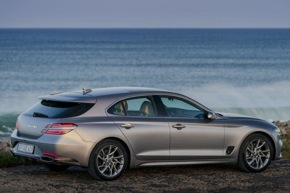 Genesis G70 Shooting Brake: a review of the elegant station wagon