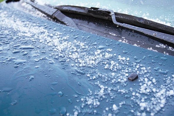 What to do if the car is caught in hail?