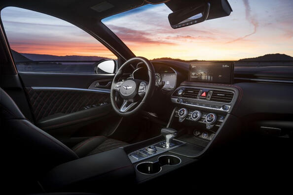 Genesis G70: updated mid-size premium sedan Photo 5