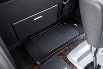 Toyota Land Cruiser 200 2007-2021 Wireless Phone Charging Kit (2007-2015) photo 1